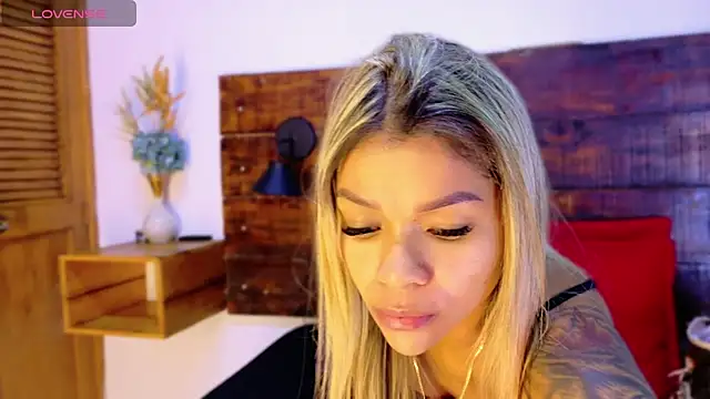 Celeste sanz online show from 15, 4, 2026