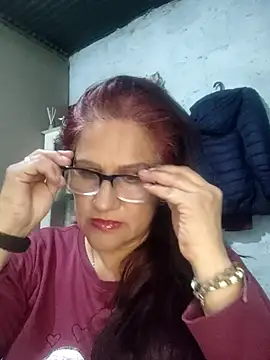 Edged Hot69 online show from 22, 10, 2025