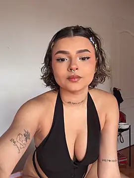 DahianaWalcott online show from 2, 4, 2026