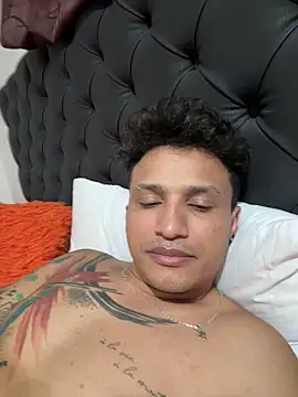Snapshot of toyboys1 chatting on 29, 4, 2026 toyboys1 online show from 29, 4, 2026