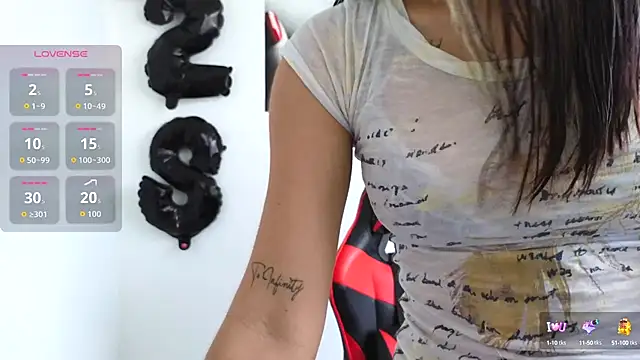 tammyandrade  online show from 8, 10, 2025