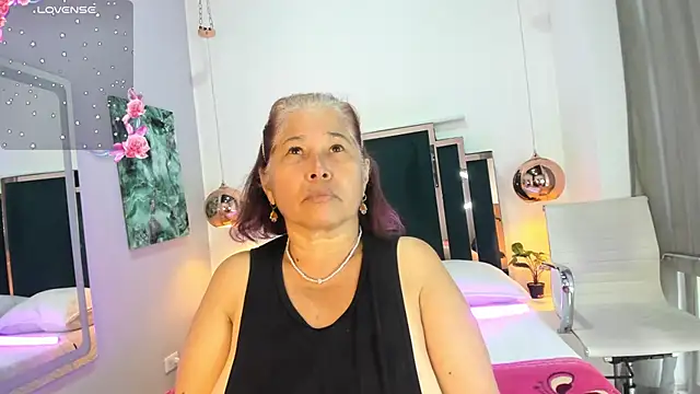 girl amada online show from 16, 5, 2026