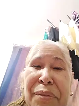 girl amada online show from 9, 2, 2026