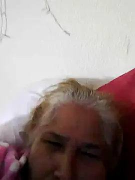 girl amada online show from 28, 9, 2025