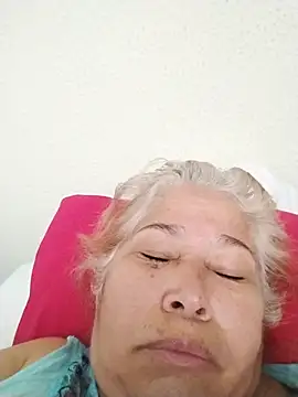 girl amada online show from 24, 11, 2025