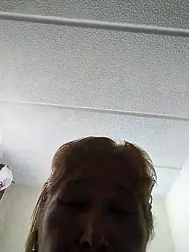 girl amada online show from 11, 1, 2026