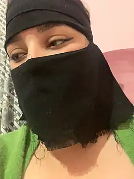 Miss-Soka online show from 4, 2, 2025