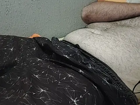 mfreitas005 online show from 5, 12, 2025