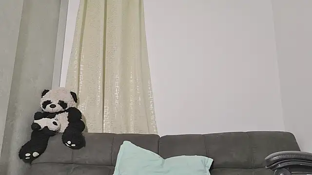 Snapshot of miss_valery2 chatting on 9, 7, 2026 miss valery2 online show from 9, 7, 2026