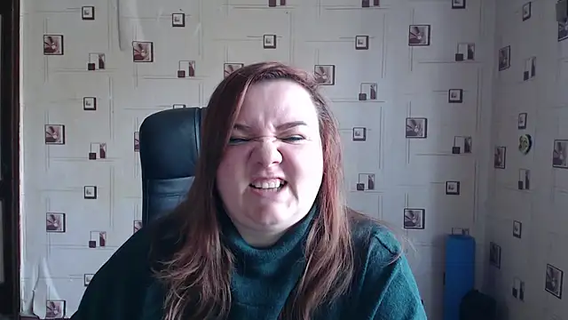 Snapshot of TasyaBigTTs chatting on 12, 4, 2026 TasyaBigTTs online show from 12, 4, 2026