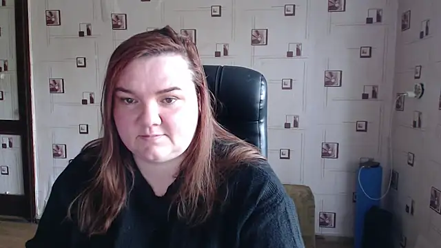 Snapshot of TasyaBigTTs chatting on 15, 4, 2026 TasyaBigTTs online show from 15, 4, 2026