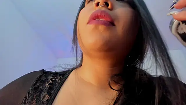 emiily15   online show from 22, 10, 2025