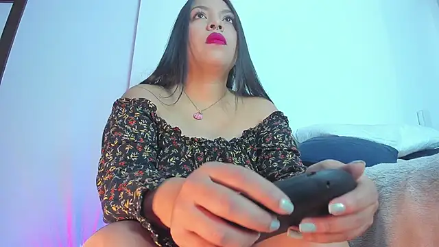 emiily15   online show from 14, 3, 2025