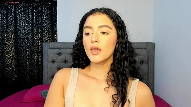 Snapshot of Adhara-zanne chatting on 28, 4, 2026 Adhara-zanne online show from 28, 4, 2026