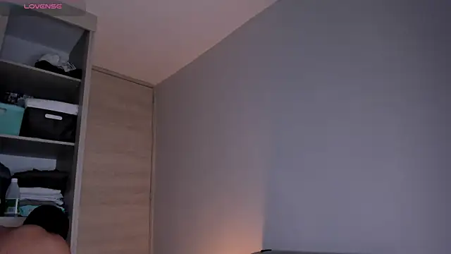 Snapshot of edrick_walton1 chatting on 2, 3, 2025 edrick walton1 online show from 2, 3, 2025