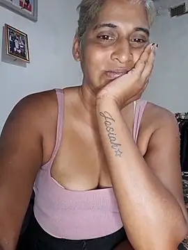 Goodgirlsue 77 online show from 14, 2, 2026