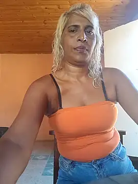 Goodgirlsue 77 online show from 28, 1, 2025