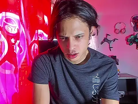 LilOwen  online show from 14, 6, 2026