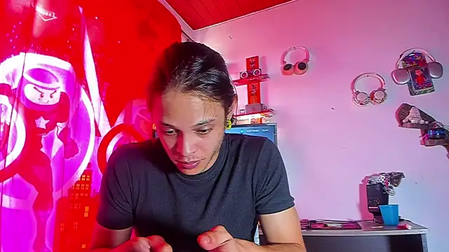 LilOwen  online show from 10, 7, 2026
