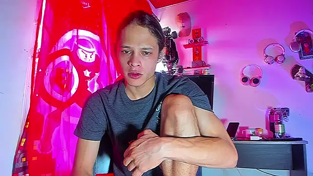 LilOwen  online show from 29, 6, 2026