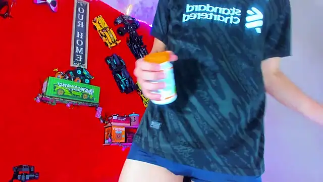 LilOwen  online show from 21, 10, 2025