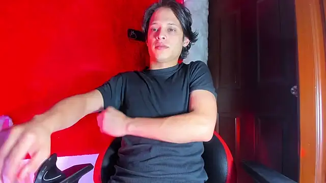 LilOwen  online show from 14, 3, 2026