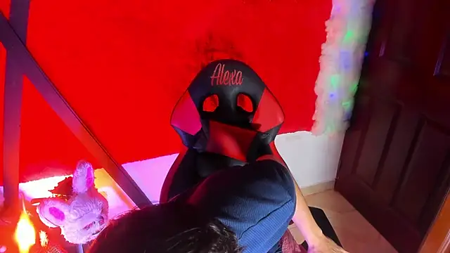 LilOwen  online show from 16, 2, 2026