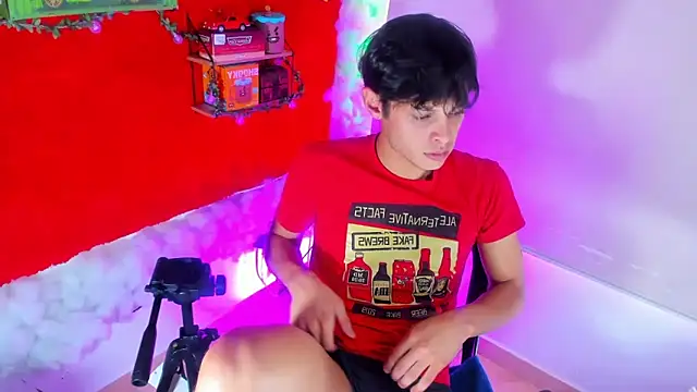 LilOwen  online show from 11, 10, 2025