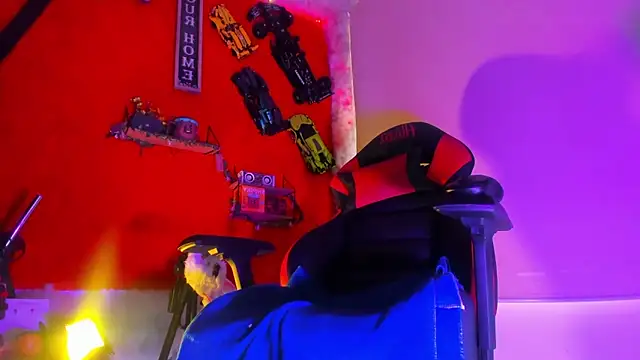 LilOwen  online show from 19, 11, 2025