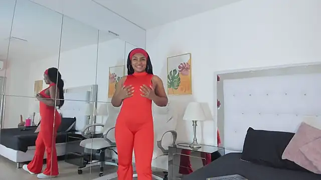 Isla Scott online show from 21, 4, 2026