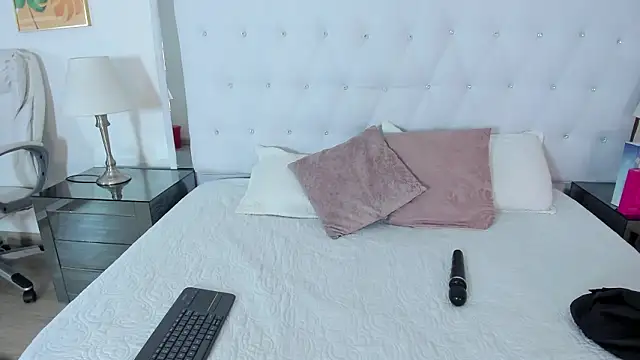 Isla Scott online show from 20, 3, 2026