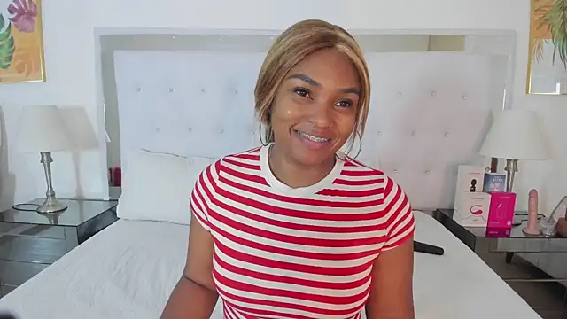 Isla Scott online show from 24, 3, 2026