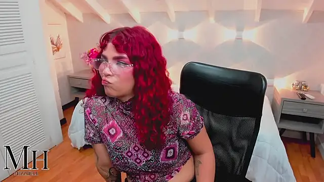 Snapshot of MizzHell chatting on 16, 5, 2026 MizzHell online show from 16, 5, 2026
