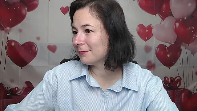 Snapshot of MarieSho chatting on 17, 5, 2026 MarieSho online show from 17, 5, 2026