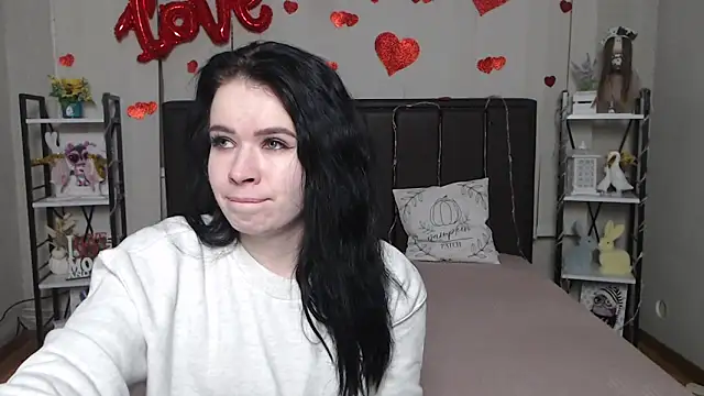 JasmineKouch online show from 5, 2, 2026