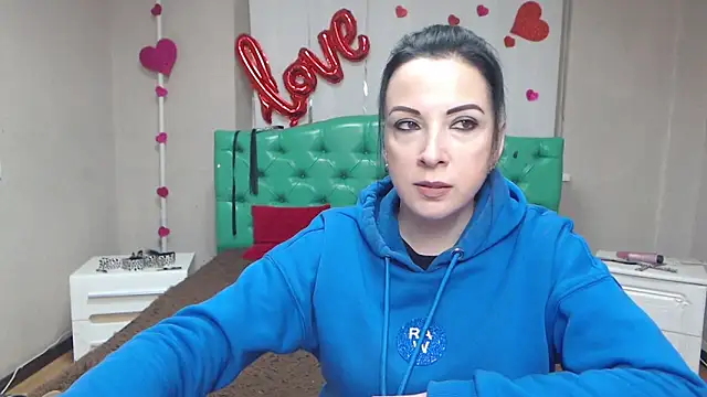 ElizabethSho online show from 11, 2, 2026