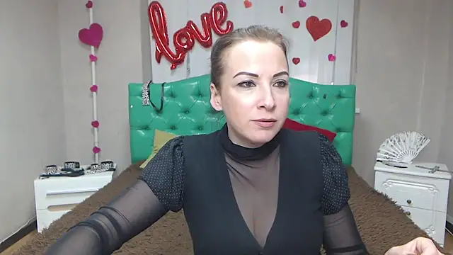 ElizabethSho online show from 16, 3, 2026