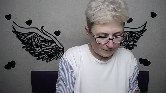 EmiliaGree online show from 23, 11, 2025