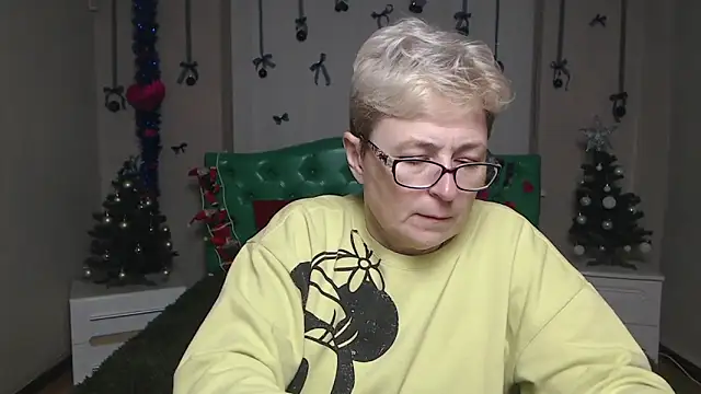 EmiliaGree online show from 15, 12, 2025