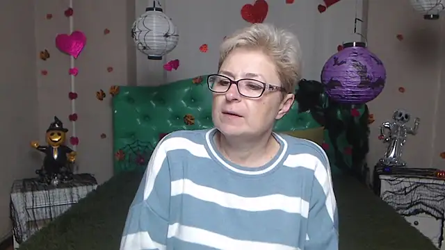 EmiliaGree online show from 8, 11, 2025