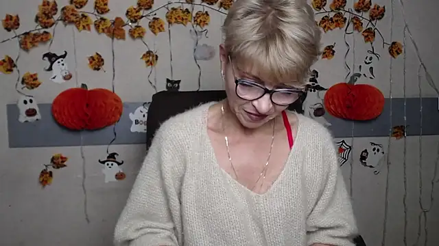 EllaBonito online show from 30, 10, 2025