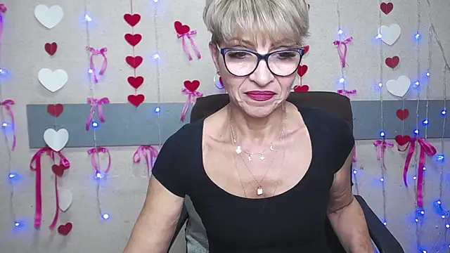 EllaBonito online show from 3, 2, 2025