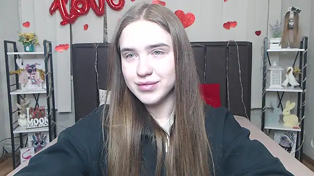 LauraHlot online show from 8, 2, 2026