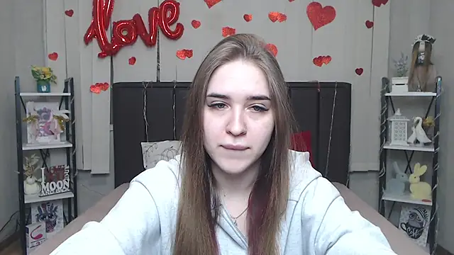 LauraHlot online show from 6, 3, 2026