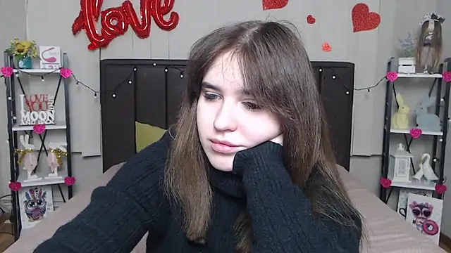 LauraHlot online show from 24, 2, 2025