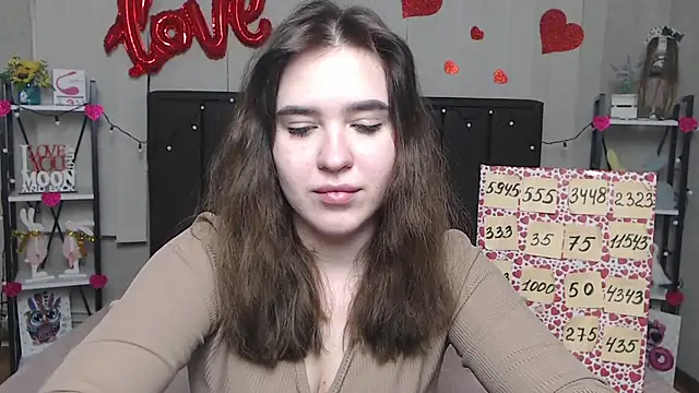 LauraHlot online show from 28, 2, 2025