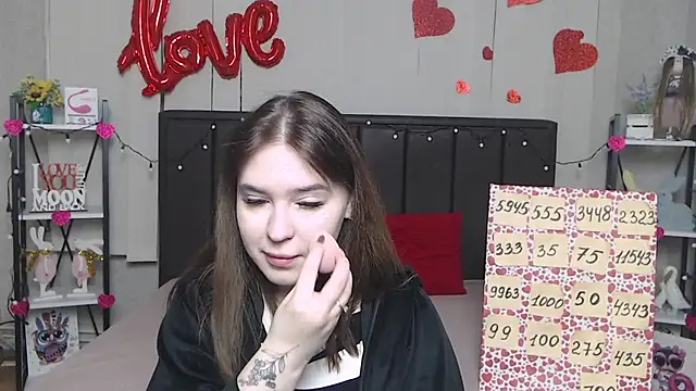LauraHlot online show from 16, 3, 2025