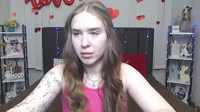 Snapshot of LauraHlot chatting on 26, 5, 2026 LauraHlot online show from 26, 5, 2026