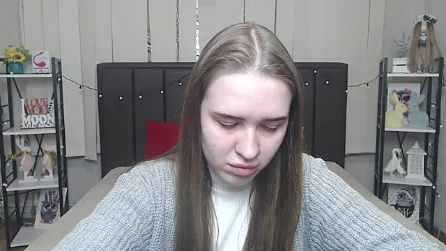 Snapshot of LauraHlot chatting on 14, 10, 2025 LauraHlot online show from 14, 10, 2025