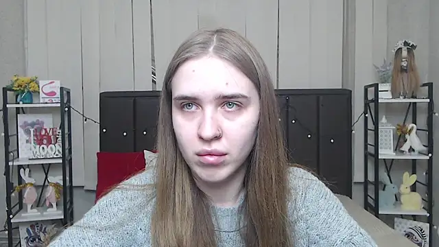 Snapshot of LauraHlot chatting on 23, 11, 2025 LauraHlot online show from 23, 11, 2025